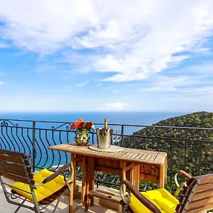 Apartment Sea View Apartment With Private Secure Parking - 2, Villefranche-sur-Mer